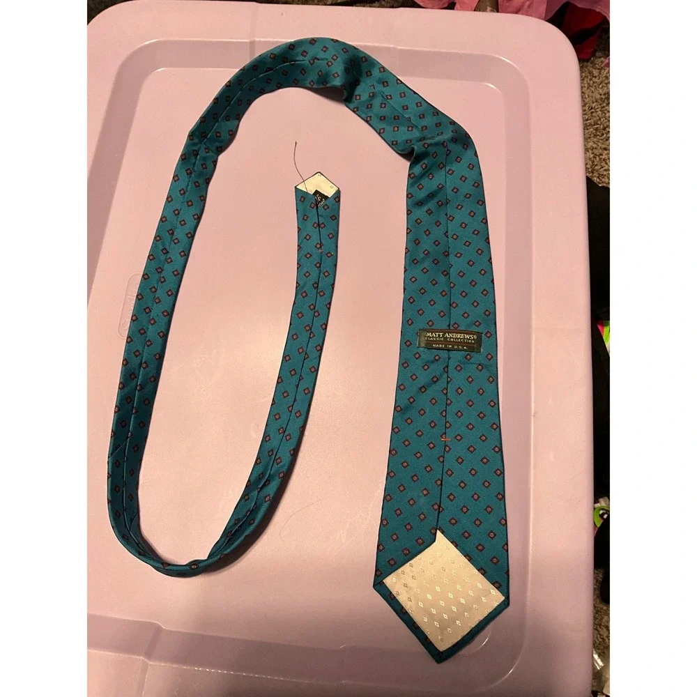 Matt Andrews Classic Collection Teal Silk Geometric Medallion Necktie USA Made